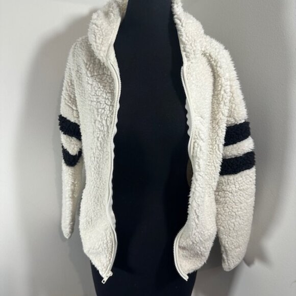 White / Black Softest Sherpa Hoodie Jacket    8319 - Picture 2 of 9